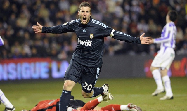 优直播-世俱杯球员表情包传播趋势与社交影响力观察