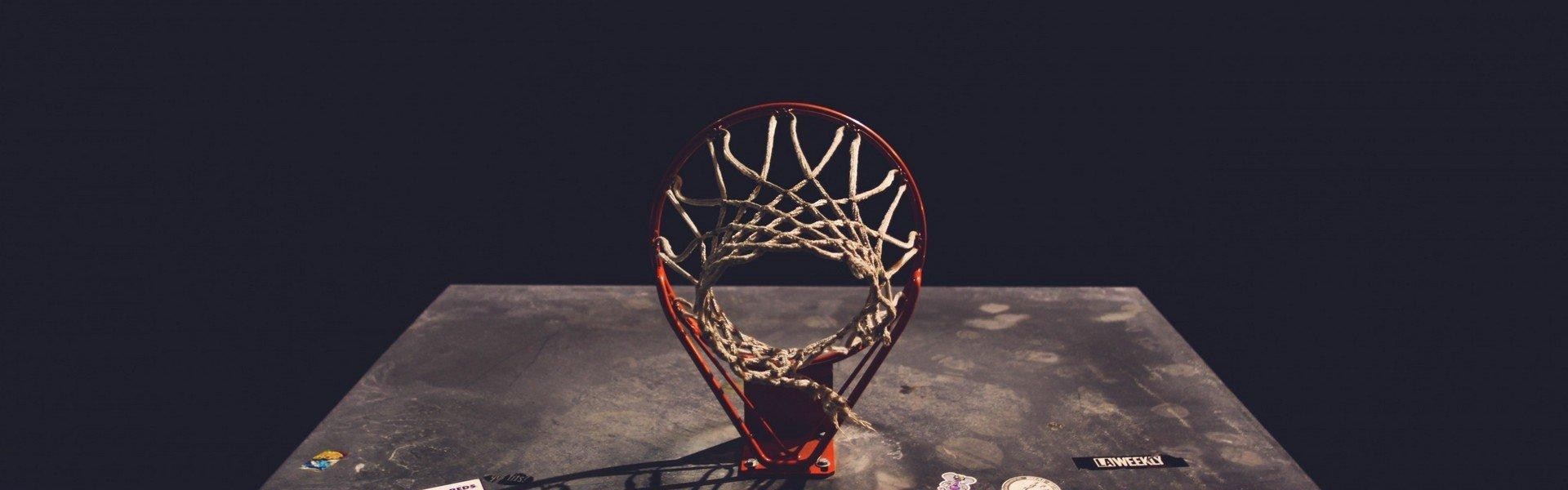 优直播-米兰与巴萨2006年欧冠关键赛事回顾及战术分析