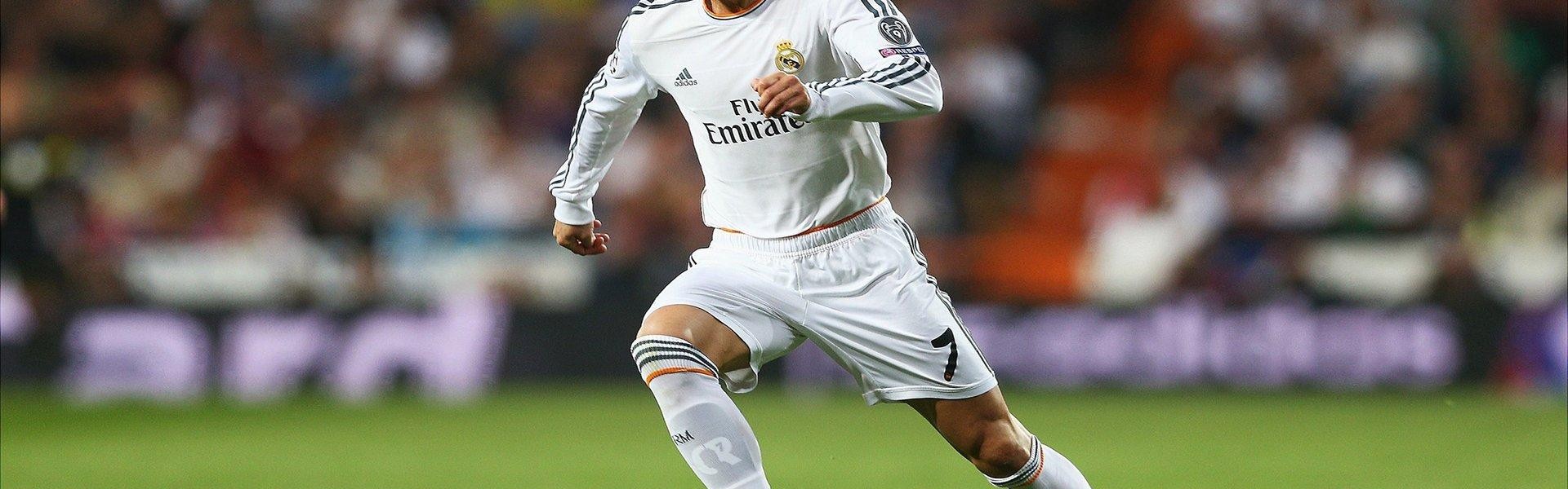 优直播-世俱杯球衣完整设计流程演示：从草图到成品